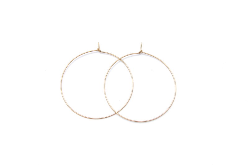 simple gold hoop earrings