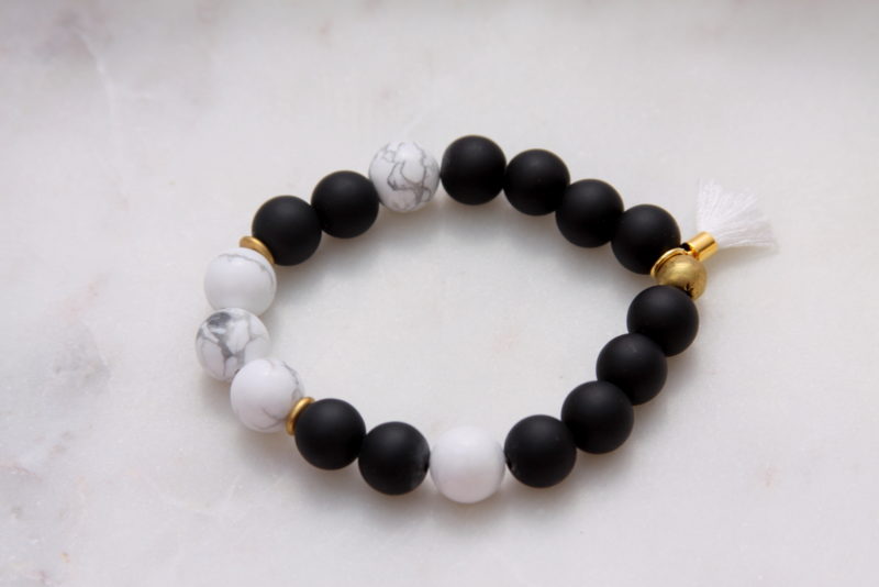 black onyx and howlite gemstone bracelet